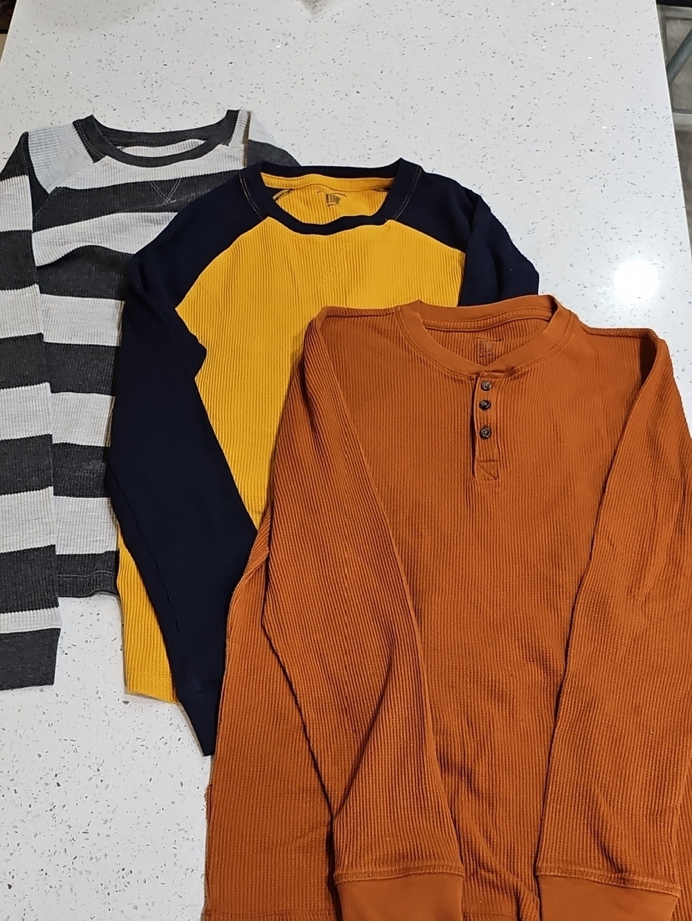 Three Amazon Essentials Thermal Shirts XXL Boys